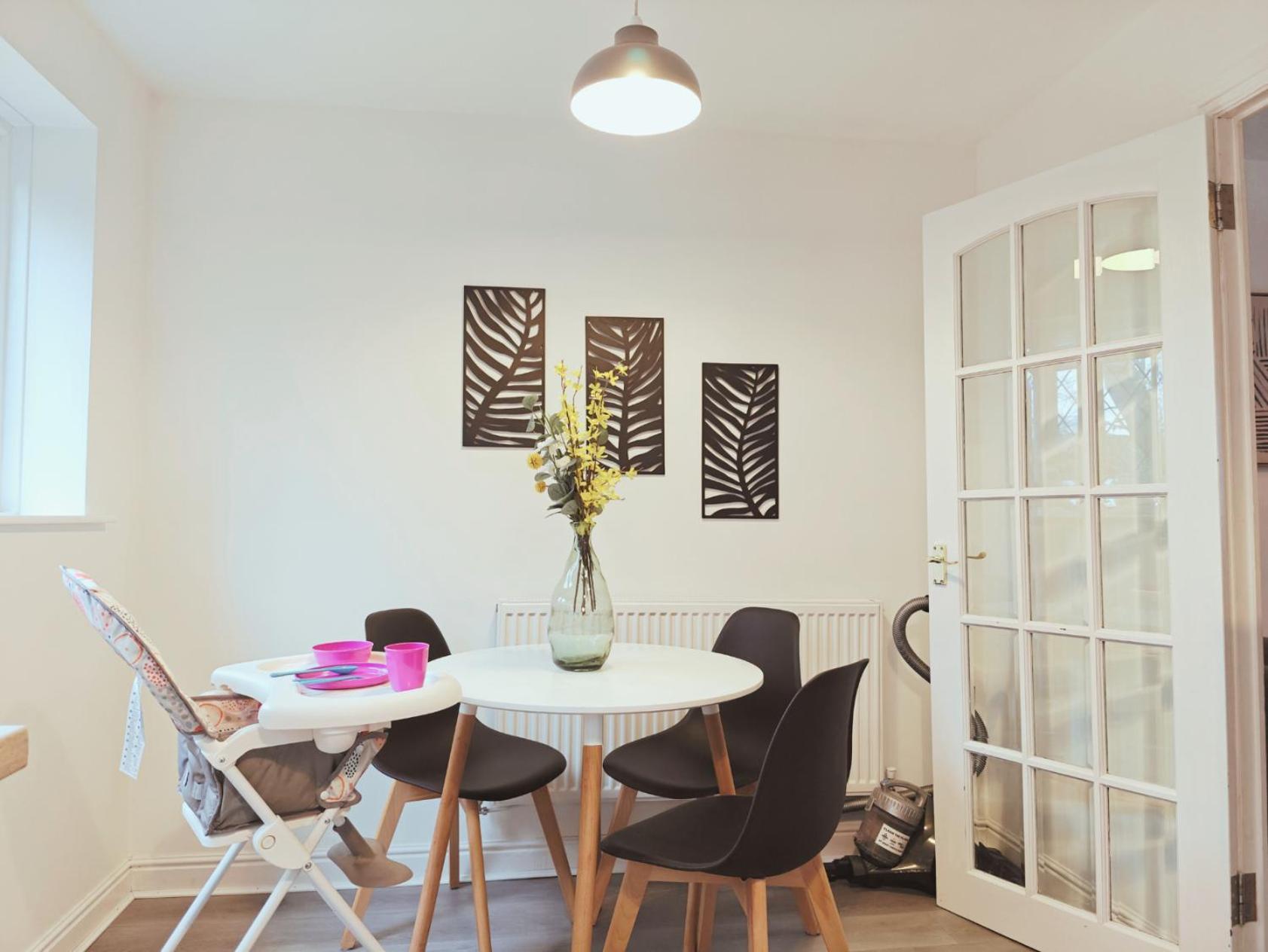 Modern Spark Home With Parking, Garden, Wi-Fi Birmingham Ngoại thất bức ảnh